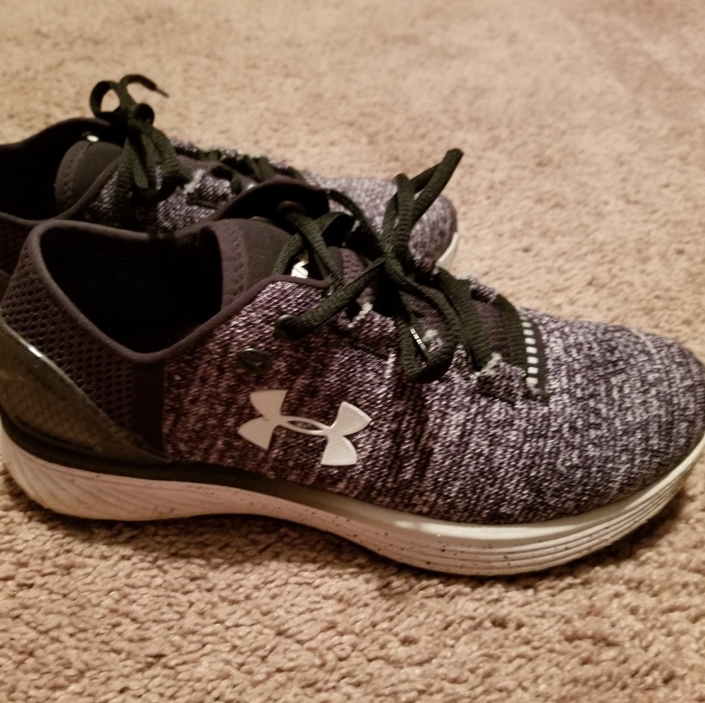 Womens UA Shoes